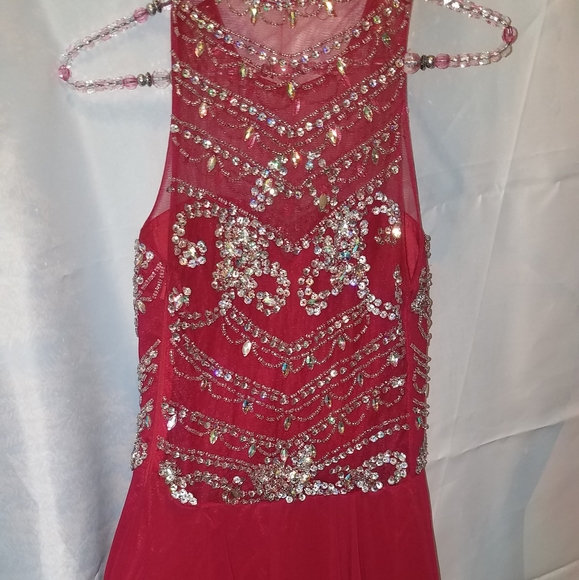 Prom/Pageant/Formal Gown - Picture 5 of 6